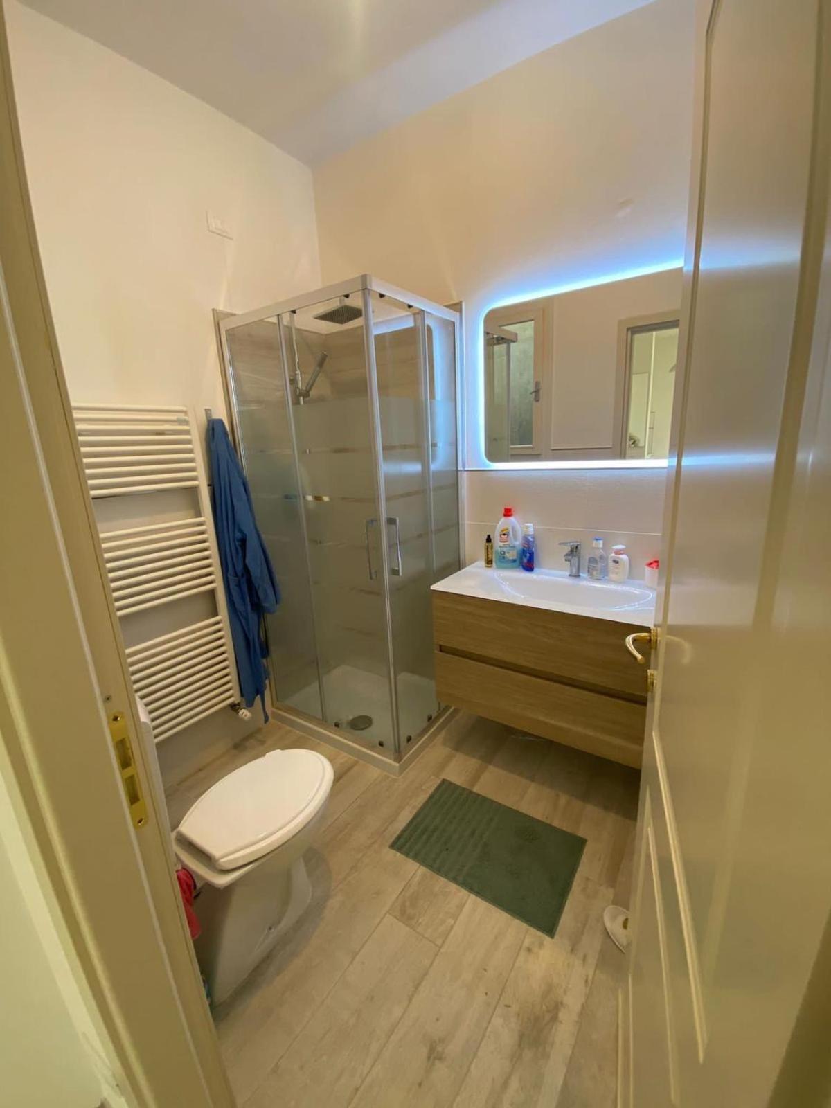 Casa Susy Apartment Виареджо Екстериор снимка